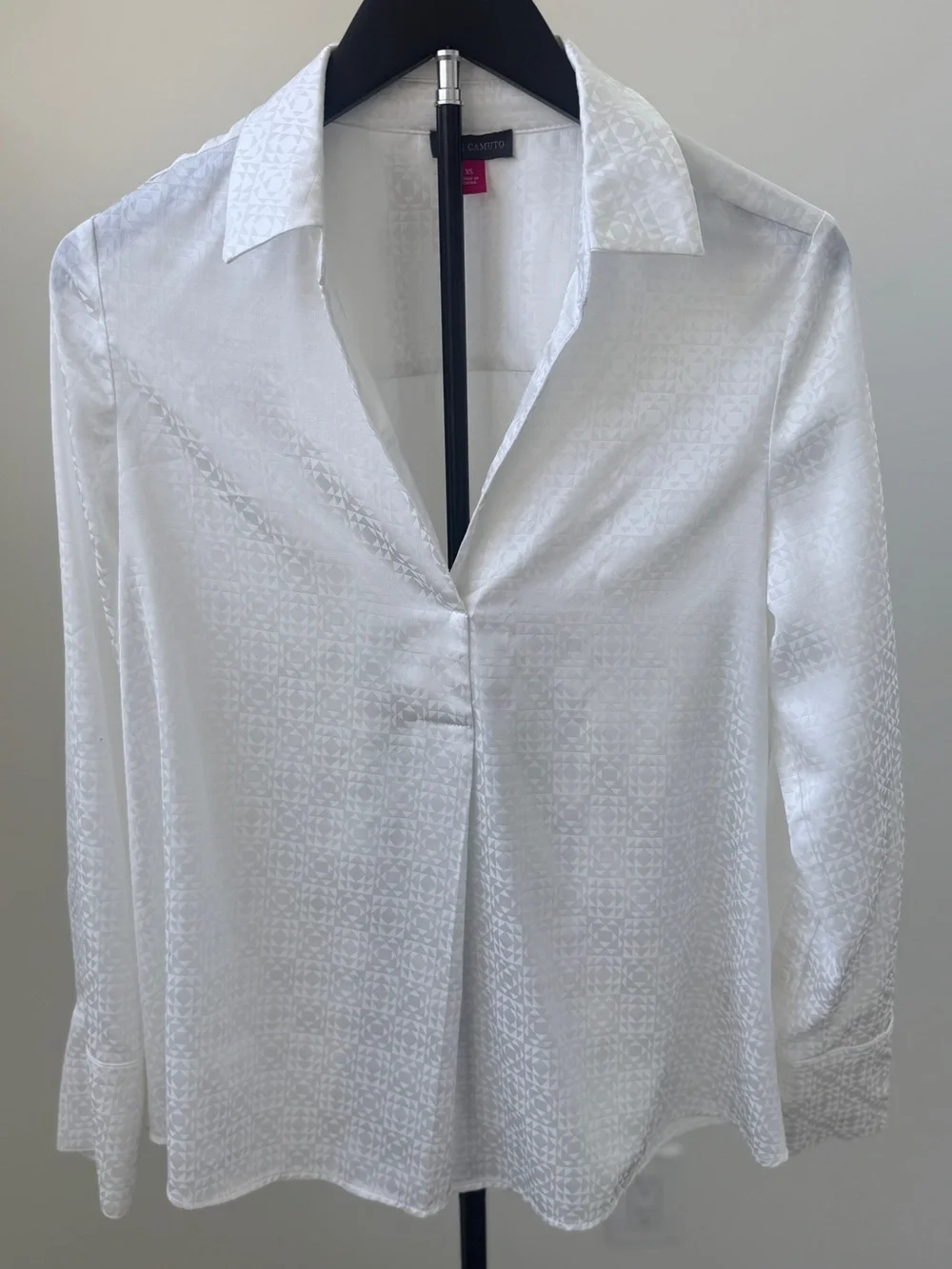 Vince Camuto | Geo Jacquard Blouse | New Ivory | XS